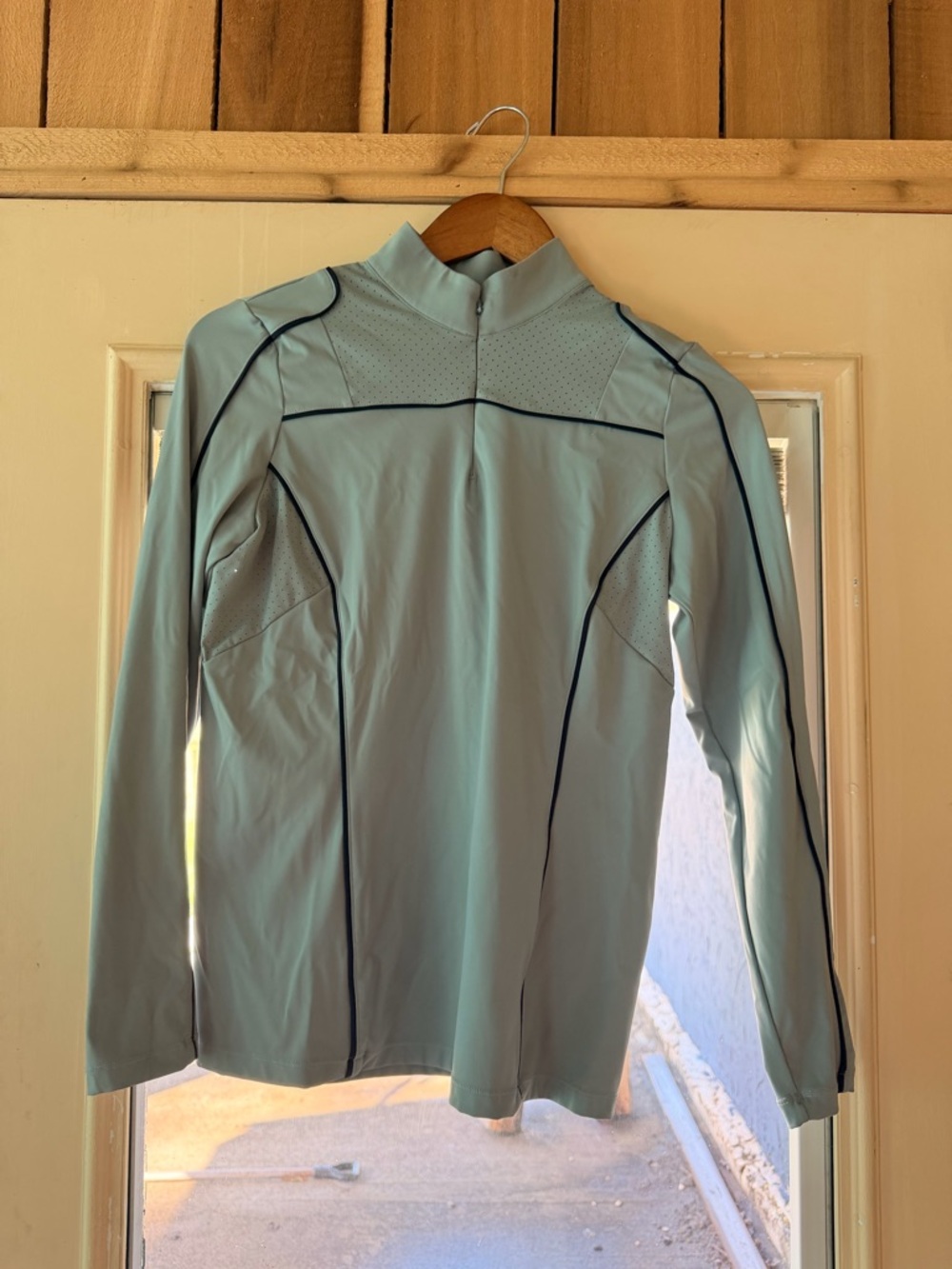 Light Blue Long Sleeve Equestrian Performance Top with Contrast Piping